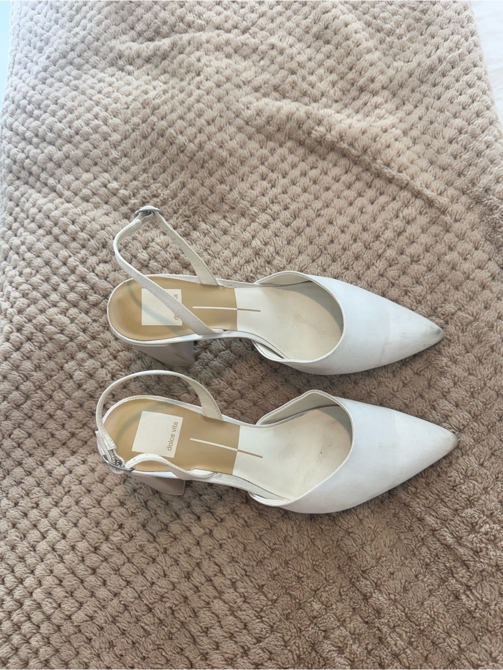 Carel High Heels True White Satin
